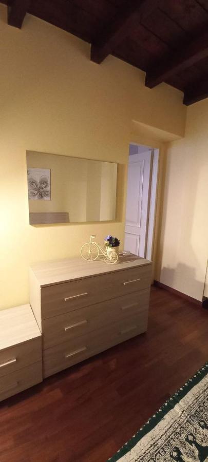 Daisy Apartment In Centro A كومو المظهر الخارجي الصورة
