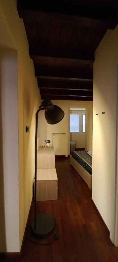 Daisy Apartment In Centro A كومو المظهر الخارجي الصورة