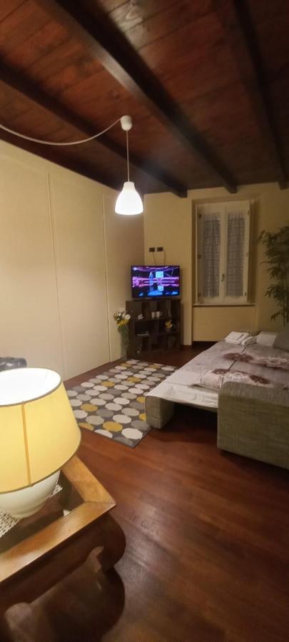 Daisy Apartment In Centro A كومو المظهر الخارجي الصورة