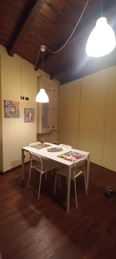Daisy Apartment In Centro A كومو المظهر الخارجي الصورة